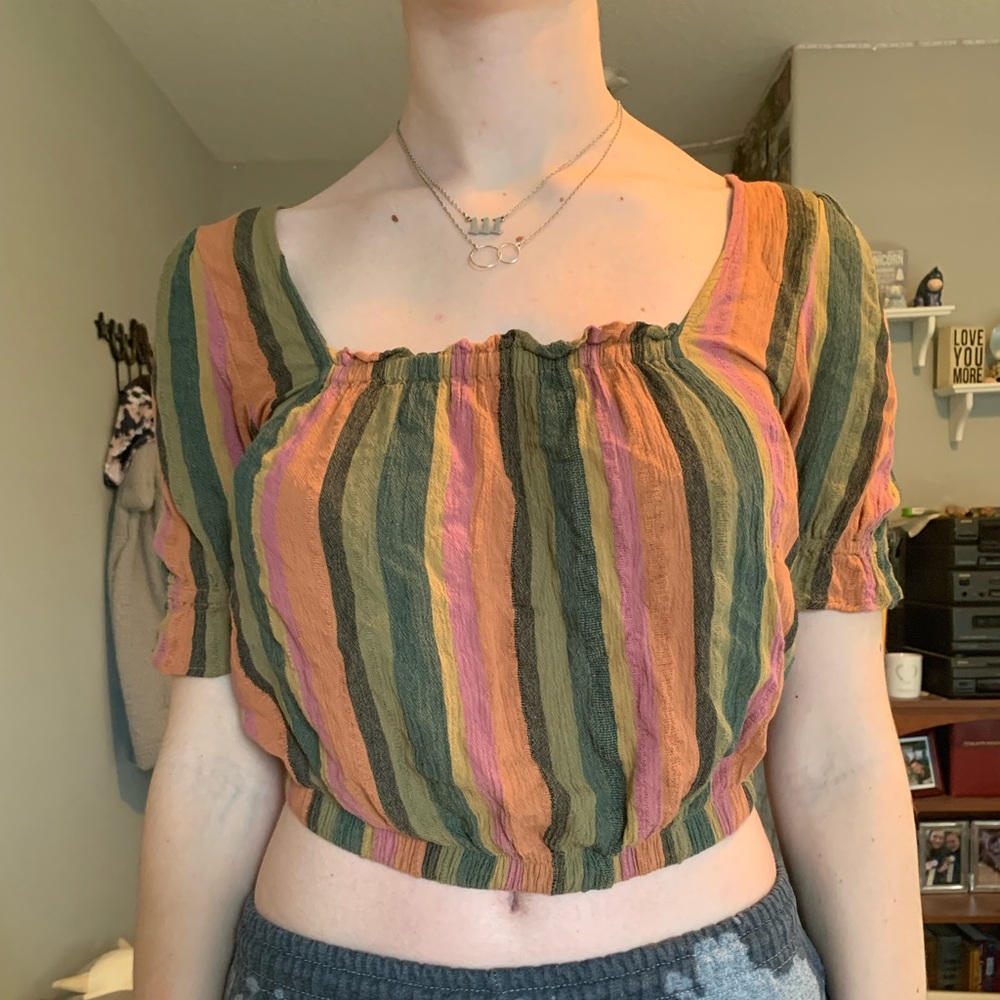 American Eagle Cropped Shirt